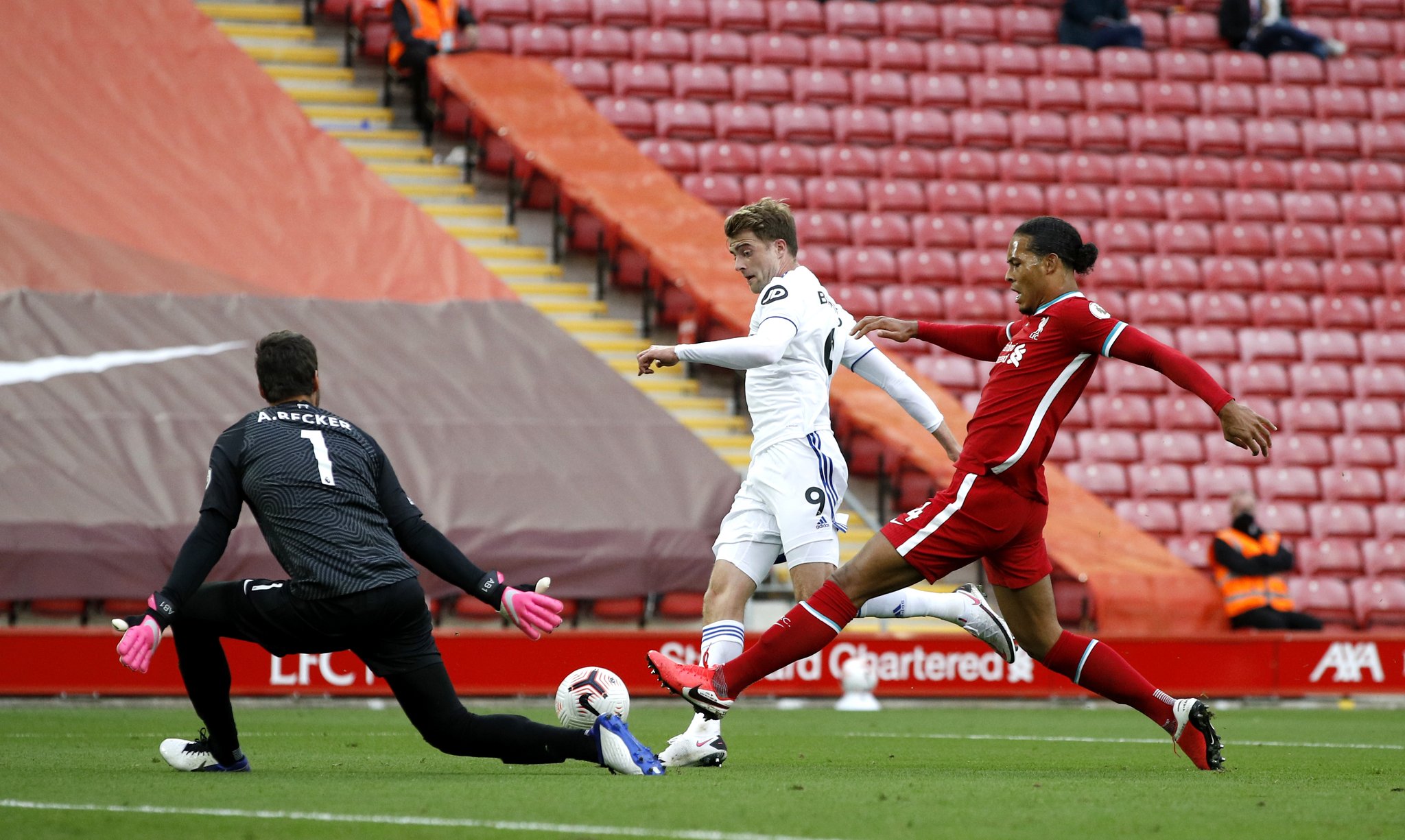 竞争促使他 竞争促使他